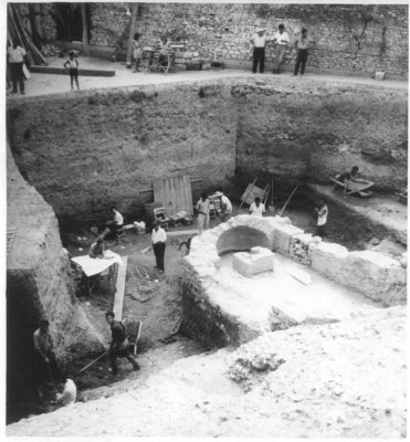 Amfiteatri i Durrësit gjatë gërmimeve të vitit 1969