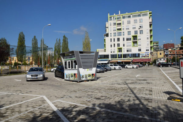 Parking publik me pagesë në Tiranë | Foto nga : Ivana Dervishi