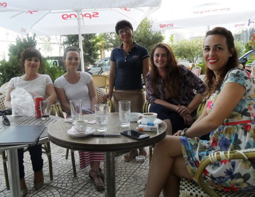 Vullnetaret - (nga e majta) Santina, Miriami, Donika, Lorena dhe Doriana | Foto nga : Gezim Kabashi