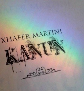 Një ylber është krijuar mbi titullin e librit "Kanun" nga Xhafer Martini.