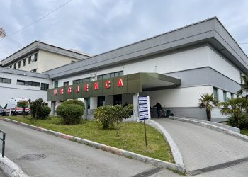 Punonjëset e një kompanie përfundojnë në spital me shenja helmimi