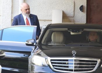 PS injoron sanksionet amerikane për Aqif Rakipin