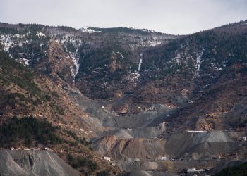 Në foto: Jeta dhe vdekja e minatorëve të kromit në Bulqizë
