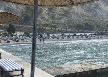 Punonjësit e huaj rrisin kostot e ofertës turistike në Shqipëri