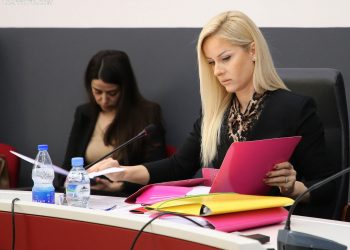 Kapedani përballet me dyshimet e ONM-së për ‘kontakt të papërshtatshëm’