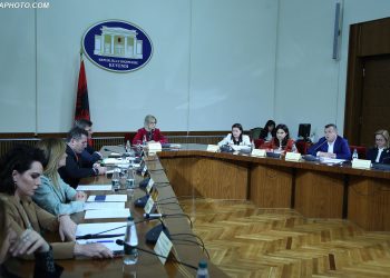 PS rrëzon kërkesën për komision parlamentar për investimet strategjike
