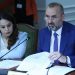 Ministri Manja përballet me kritika për ‘goditjet politike’ ndaj SPAK
