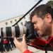 ‘Po na prish imazhin’: Policia i merr me dhunë aparatin fotoreporterit Gent Shkullaku