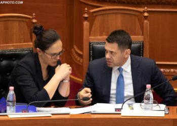 ‘Emergjencë kombëtare’, Kuvendi miraton kompensimin financiar për ndërtuesit
