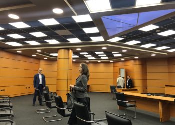 Marsida Frashëri u dërgua për rishkollim pas mbajtjes në sirtar të çështjeve
