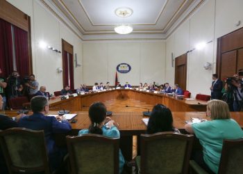 Komisioni për reformën zgjedhore nis punën me mungesë besimi
