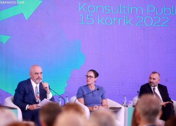 Radiografia e Tatimeve: Keqmenaxhim, paaftësi dhe vakanca