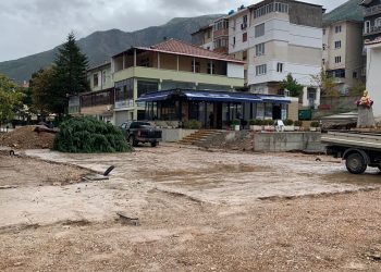 Degradon pedonalja e “Rilindjes Urbane” në Bulqizë