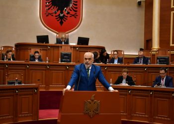 Miratohet me debate buxheti i qeverisë dhe paketa fiskale për vitin 2023