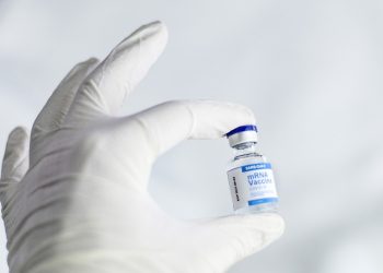 Skaduar: Vaksinat e papërdorura kundër COVID-19 i kushtojnë Ballkanit dhjetëra miliona euro