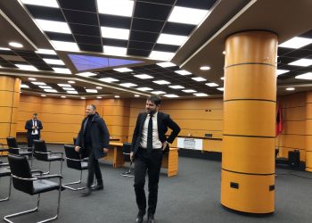 Gjyqtari Arbër Çela përballet me balanca negative në blerjen e një apartamenti