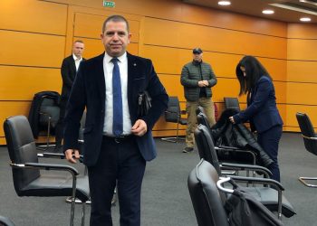 Prokurori Kledian Llaho konfirmohet me shumicë votash