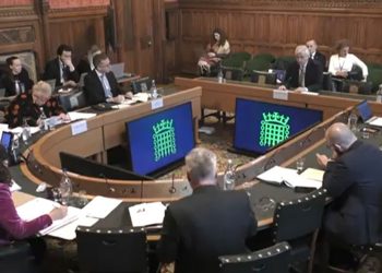 Oportunistë apo viktima të trafikut? Parlamenti britanik debaton emigrimin shqiptar