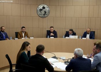 KAS  amniston televizionet lokale nga gjobat për reklamat politike