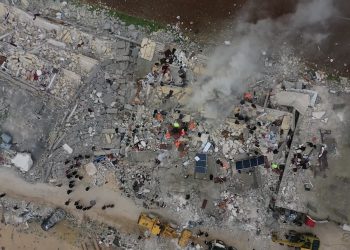 Ndërsa bota ndihmon Turqinë, Siria e goditur nga tërmeti duket e harruar