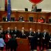 Kuvendi përjashton brenda një muaji 23 deputetë të opozitës