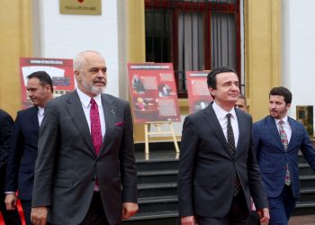 Tirana zyrtare, e dyzuar dhe ‘indiferente’ në qëndrimet për Kosovën