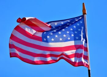 Demokracia e Amerikës është në interes të botës
