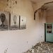 Ish-i burgosur i regjimit komunist shqiptar ekspozon art në ish-burgun e Spaçit