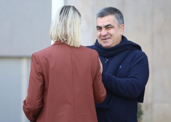 Konstatim pa ndëshkim për monopolin e zyrtarëve shtetërorë te patentat