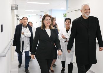 Shëndetësia shqiptare lëngon nga eksodi i pandalshëm i mjekëve