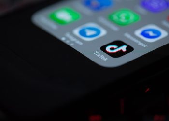 Balla propozon ndalimin e përdorimit të Tik-Tok nga stafi i administratës