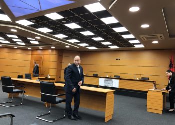 Prokurori Sokol Nishani konfirmohet në detyrë