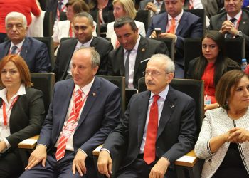 Kandidati i opozitës turke tërhiqet nga gara presidenciale në minutën e fundit