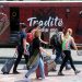 turistë