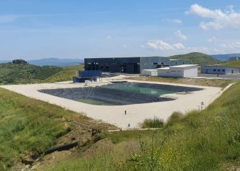 Ngec projekti i landfillit të Vlorës, ndërsa plehrat mbeten rrugëve