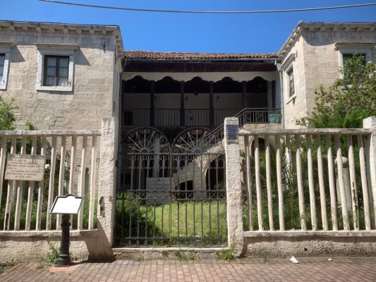 Muzeu etnografik në Durrës është i mbyllur për shkak të dëmtimeve nga tërmeti