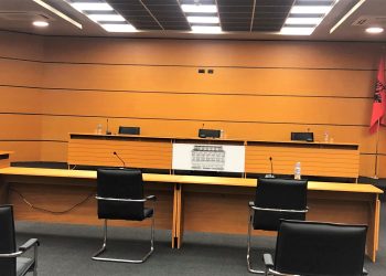 Gjyqtari Arben Mickaj u dorëhoq tre vjet pasi filloi vetingu ndaj tij