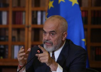 Rama anulon mbledhjen me qeverinë e Kurtit, BE sinjalizon sanksione