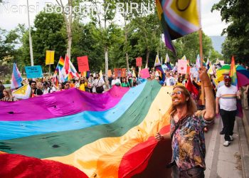 Gjuha e Kodit Penal shqiptar ruan stigmën rreth homoseksualitetit