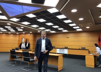 Prokurori Artur Cara konfirmohet me shumicë votash
