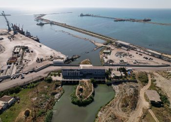 ‘Po na përzënë nga këtu’: Zgjerimi i portit në Porto Romano shkakton probleme mjedisore
