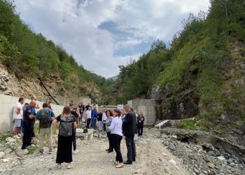 Përmbarimi bllokon punimet e HEC-it në Thirrë pas vendimit të Gjykatës Administrative të Apelit