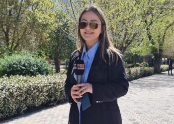 Pronari i televizionit kërcënon me jetë gazetaren Afrovita Hysaj
