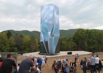 I shkatërruar gjatë luftës, monumenti kolosal kroat antifashist rikrijohet si art