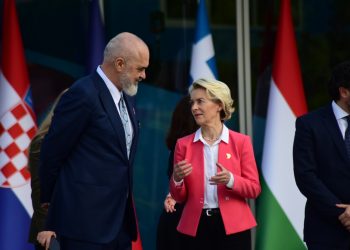 Evropa duhet ta shfrytëzojë këtë mundësi për t’u zgjeruar dhe reformuar