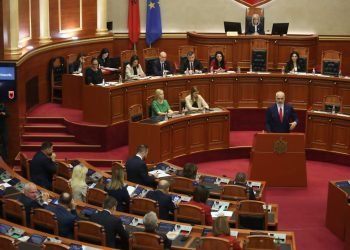Kuvendi miraton me konsensus rezolutën për sulmin në veri të Kosovës