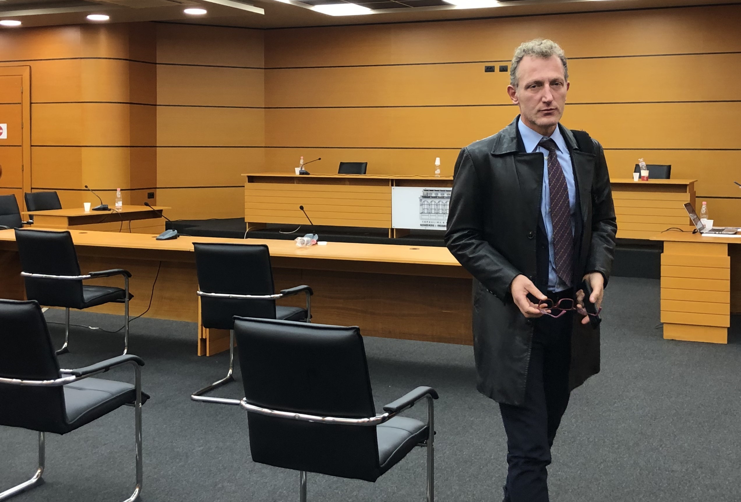Prokurori Elio Mazreku pas seancës në KPK. Foto:BIRN