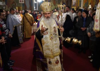Peshkopi i lartë i Kishës Rumune përballet me akuza për korrupsion
