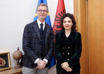 BE kërkon parlament funksional, Spiropali i drejtohet opozitës me “qengja”