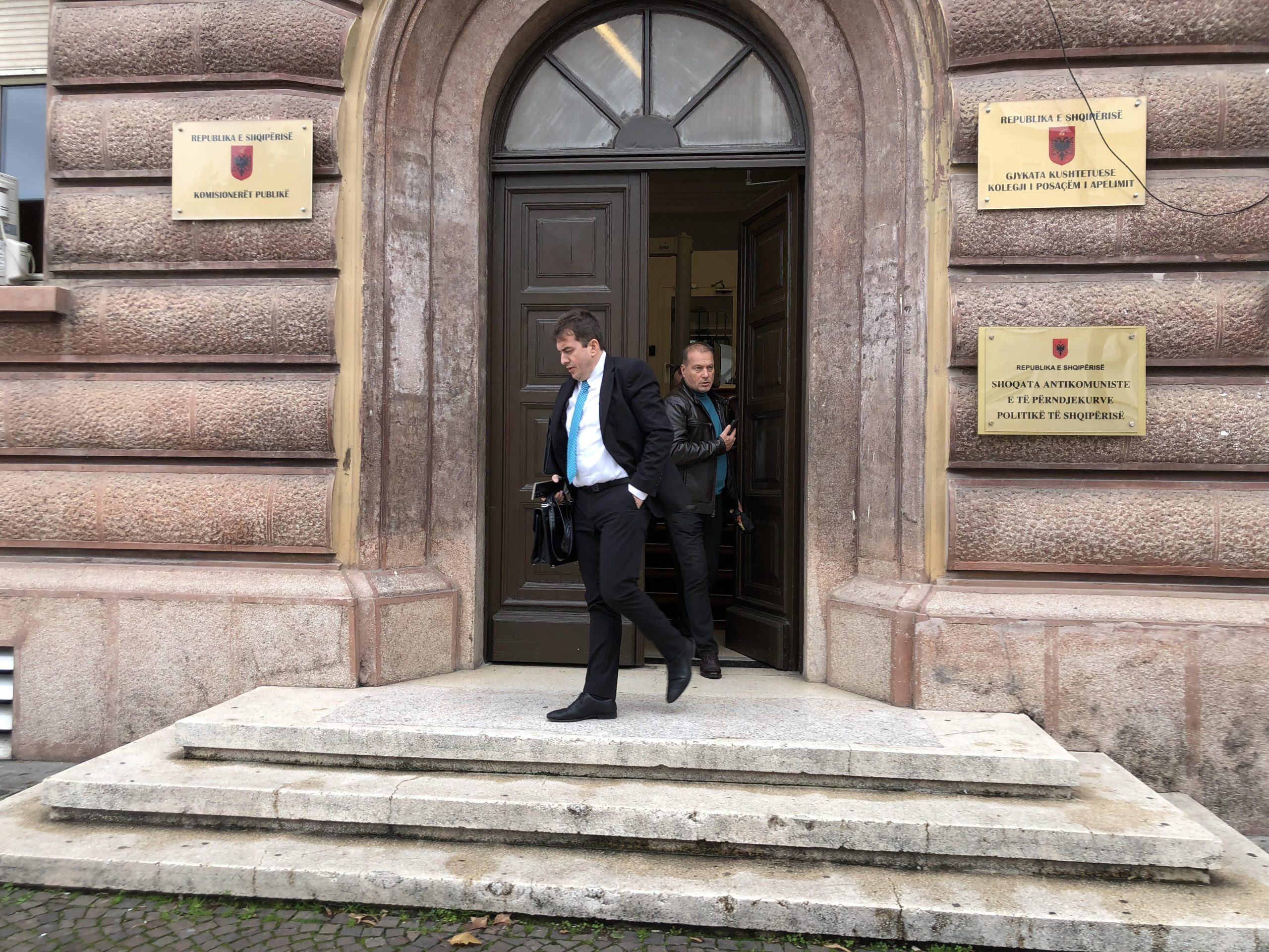 Prokurori Julian Çafka pas seancës në KPA. Foto: Vladimir Karaj. 